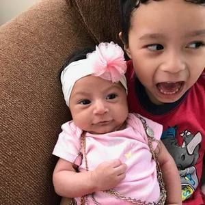 Meet your Posher, Yuridia